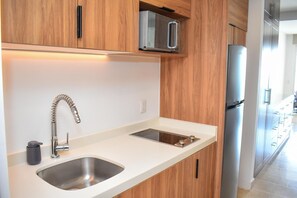 Private kitchen - Beachfront Studio at Harbor 171, Puerto Vallarta – Ocean Views & Pool + Beach! (Puerto Vallarta)