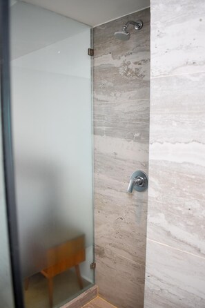 Shower, towels, soap, toilet paper - Beachfront Studio at Harbor 171, Puerto Vallarta – Ocean Views & Pool + Beach! (Puerto Vallarta)