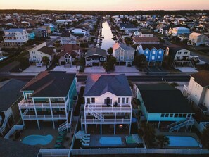 Exterior - Summer Dates Available! Pool, Spa  & Golf Lounge (Ocean Isle Beach)
