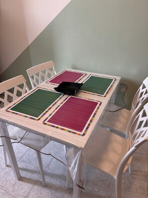 Dining - Vrbo Property (Torino)