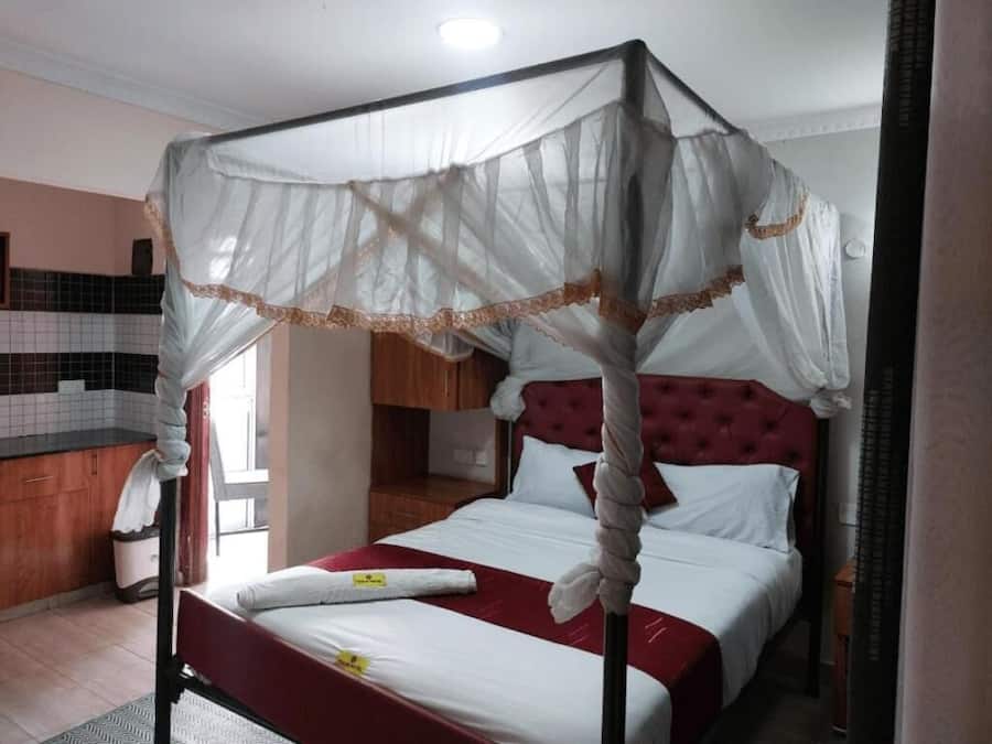 Quarto casal luxo, vista para a cidade | Wi-Fi de cortesia, roupa de cama