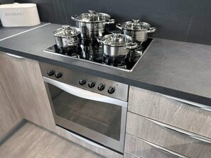 Private kitchen - Allure Villa, beachfront, featuring a gym, sauna, and jacuzzi (Porto Rafti)