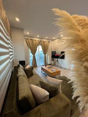 Living area - Allure Villa, beachfront, featuring a gym, sauna, and jacuzzi (Porto Rafti)