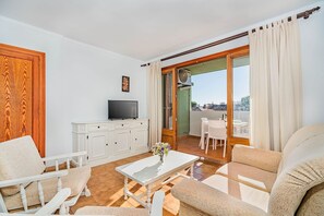 TV - Apartment 2C - Penthouse Bressol (Port de Pollença)