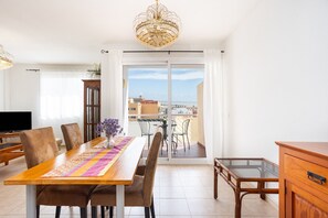 Dining - Nice duplex with sea views & terrace in Alcalá (Guía de Isora)