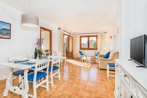 Dining - Apartment 2D - Penthouse Bressol (Port de Pollença)