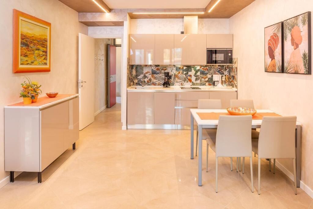 Superior Apartment | Dining