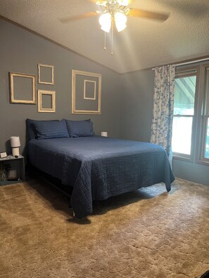 2 habitaciones, tabla de planchar con plancha y wifi gratis 