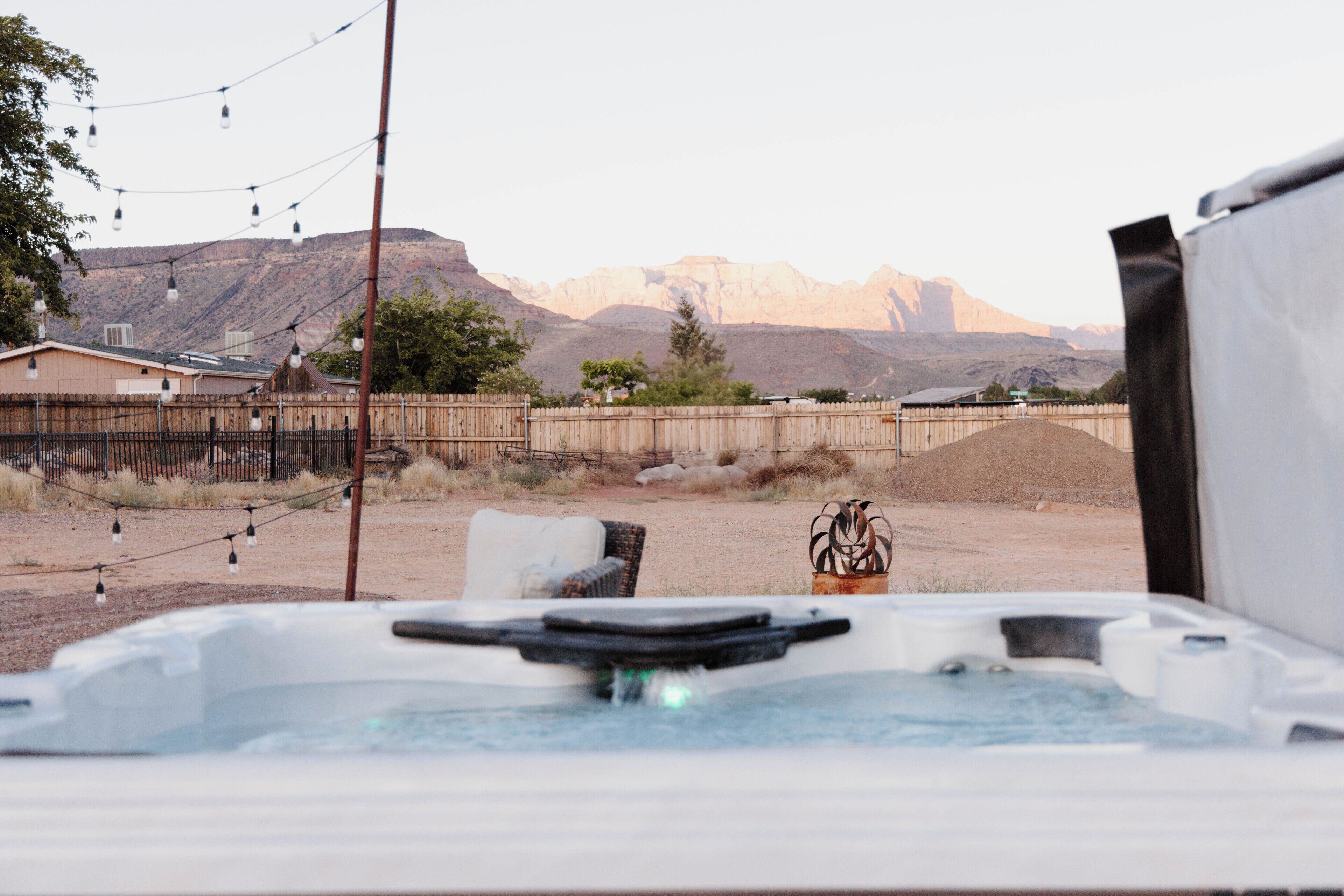 Bañera de hidromasaje al aire libre