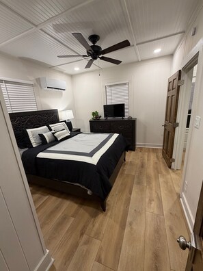 Room - Charming 2-bedroom Bungalow in Florence (Florence)