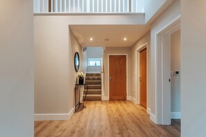 Interior - The Stables (Huntingdon)
