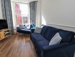 Living area - Granby Place Apartment 2 (Scarborough)