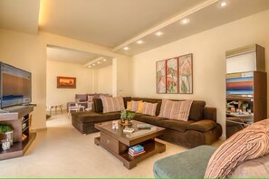 Smart TV - Luxury Maisonette
Earth homes in Chaniá, Greece (Chania)
