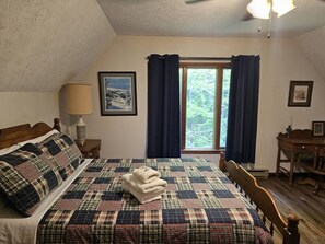 Room - Snow Chateau Adventure Lodge (Davis)