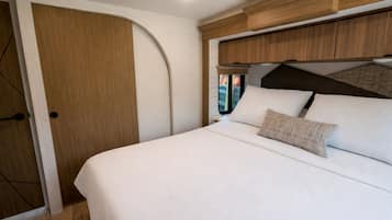 Rom, flere senger, ikke-røyk, privat bad