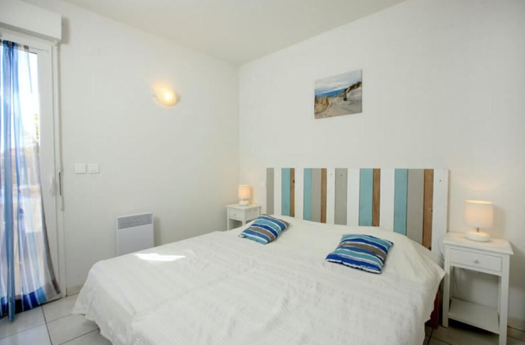 In-room safe, iron/ironing board, free WiFi, wheelchair access