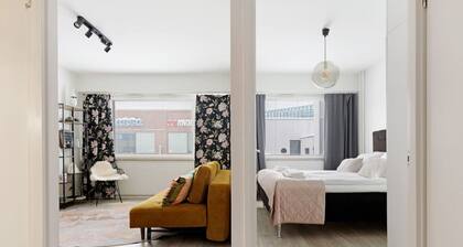 Funky City Apartment By Lapland Host