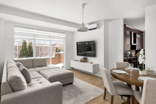 Bright 1BR Condo – Modern Comfort & Wi-Fi (B)
