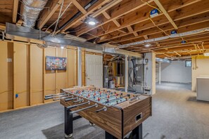 Game room - Cozy Ranch Retreat w Patio & Bonus Space! (Collinsville)