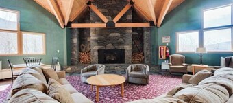 Cozy 1-bedroom condo in lovely Lincoln close to shops, skiing and restaurants.