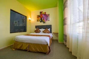 In-room safe, desk, laptop workspace, soundproofing
