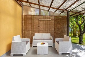 Terrace/patio - Apartment with garden near the sea (Sorso)