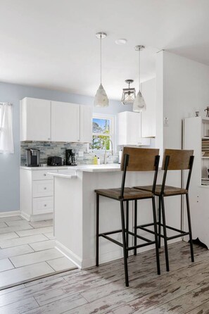 Fridge, microwave, oven, stovetop - Pet-Friendly Cottage by the Beach (Folly Beach)