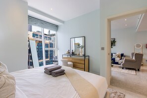 1 chambre, fer et planche à repasser, Wi-Fi gratuit, draps fournis