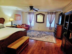 4 habitaciones, tabla de planchar con plancha, internet y ropa de cama 