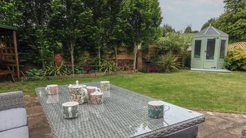 Cottage | Outdoor dining
