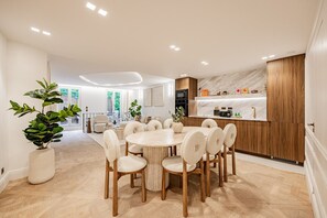 Dining - 6#New suite 8 personnes- Saint Germain Notre-Dame (Paris)