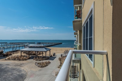 2BR Dewey Beach Oasis