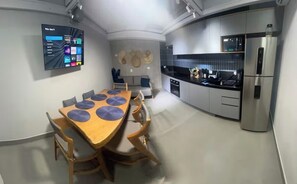 Private kitchen - Modern apartment just a few meters from the beach. (São Sebastião)