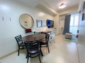 Dining - Cozy Smart Studio with Pool and Gym (Iloilo City)