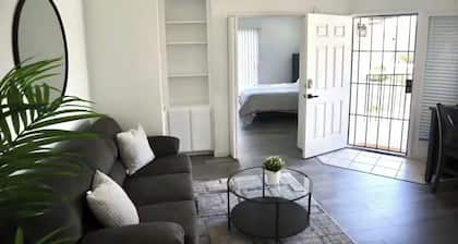 Cozy 1-bedroom Condominium