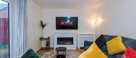 TV og peis