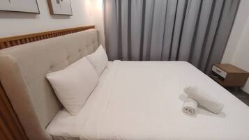 Soundproofing, iron/ironing board, free WiFi
