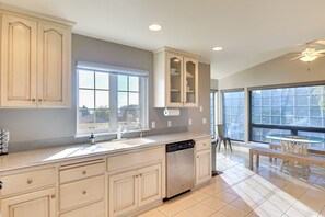 Fridge, microwave, oven, stovetop - Flathead Lake Retreat | Lake Views & Boat Launch (Lakeside)