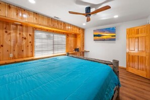 Hus Basic - uteplats - utsikt mot bergen