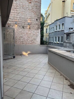 Classic Room | Terrace/patio