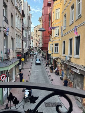 Classic Room | Balcony - Arakat Suite Hotel (Beyoğlu)