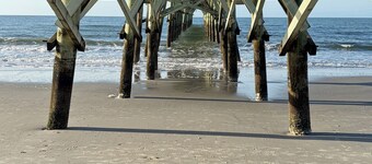 Harbor Lights Resort Waterfront Pool Dock