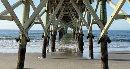 Harbor Lights Resort Waterfront Pool Dock