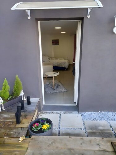 Cottage 'Le  Refuge De Charlotte' with Wi-Fi