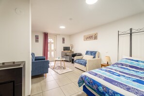 1 chambre, Wi-Fi, literie fournie, accessible en fauteuil roulant