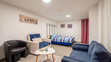 1 bedroom, WiFi, bed sheets, wheelchair access