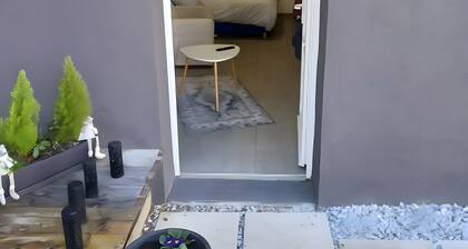 Cottage 'Le Refuge De Charlotte' with Wi-Fi