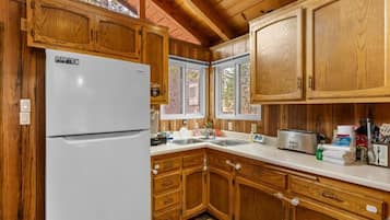 Hus, terrasse, fjellutsikt | Eget kjøkken