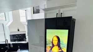 Interior - Luxury 6-bedroom house with AC in charming Katy (Katy)
