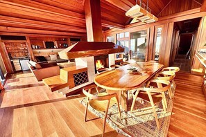 Dining - Luxury 5 Bedroom 4 bath Oceanfront Retreat Rio Del Mar Beach (Aptos)